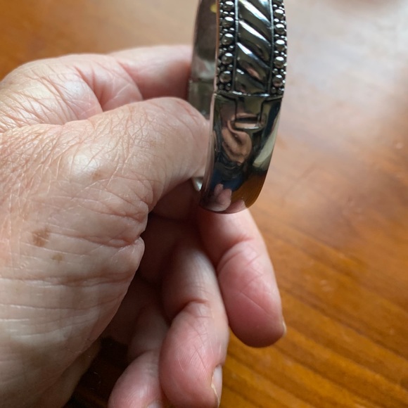 Bracelet - Picture 4 of 9